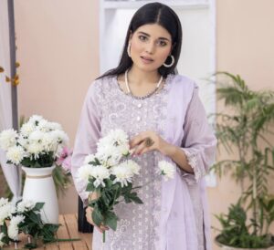 georgia-semi-stitched-lawn-by-zainab-fazlani-pdf-21